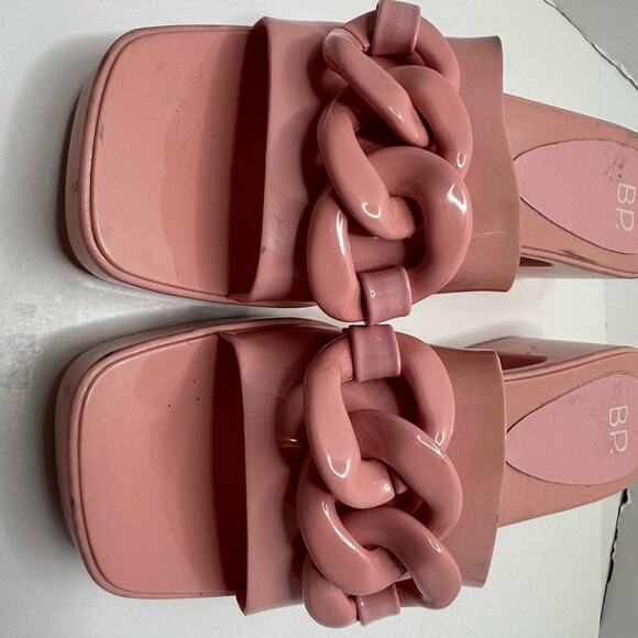 BP LOLLY POLYURETHANE CHAIN LINK EMBELLISHED BARBIE PINK SLIDES -HALLOWEEN 8M - Picture 9 of 9